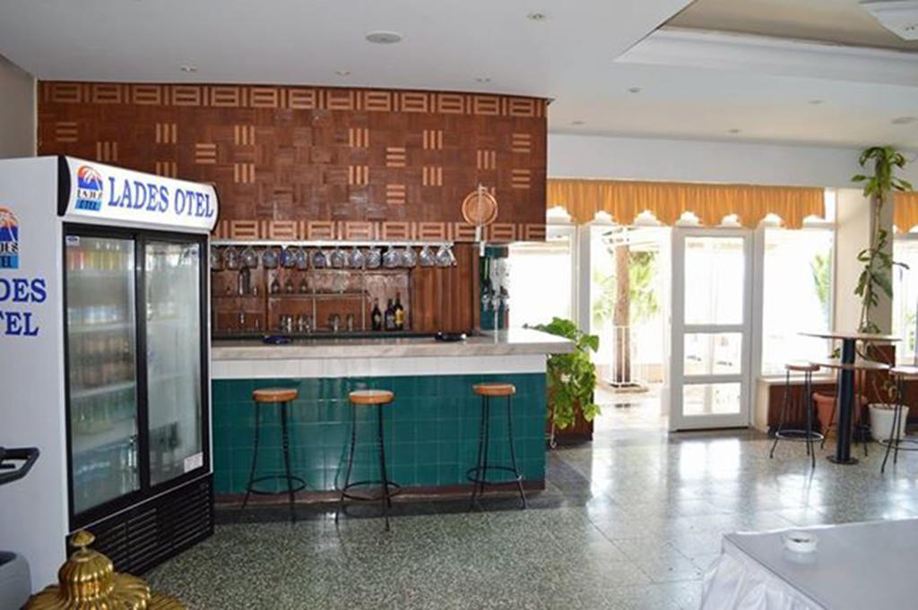 Lades Hotel Silifke Exterior photo