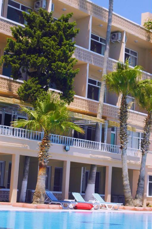 Lades Hotel Silifke Exterior photo