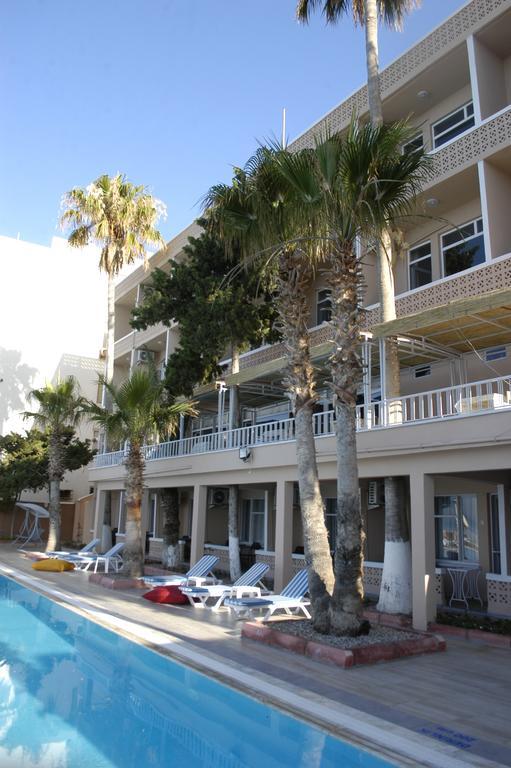 Lades Hotel Silifke Exterior photo