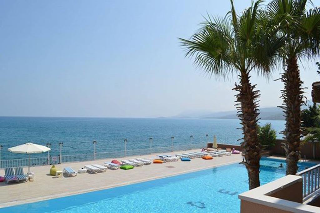 Lades Hotel Silifke Exterior photo