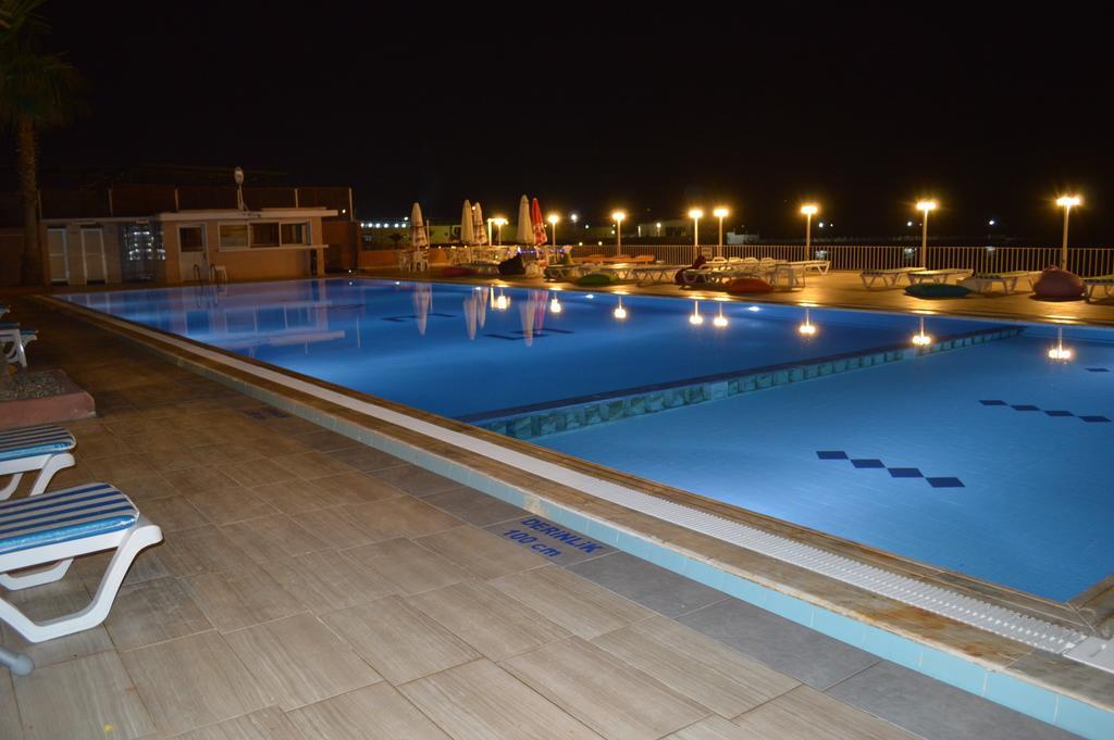 Lades Hotel Silifke Exterior photo